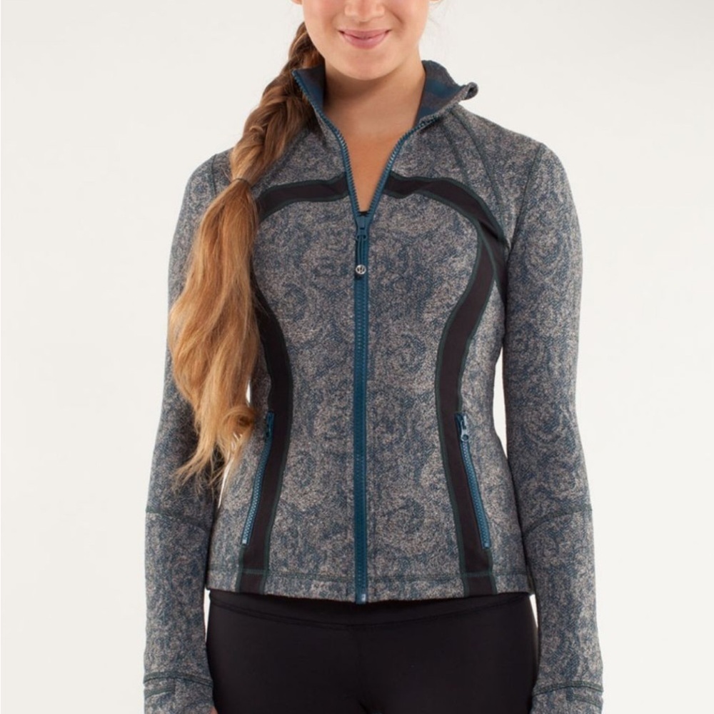Lululemon Define Jacket Size 6 *Brushed in Rose Herringbone Black and Blue